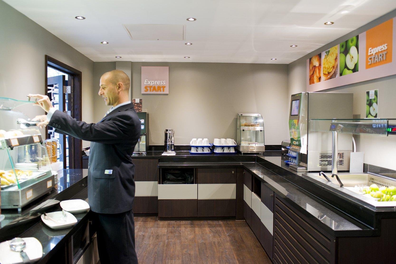 Express By Ihg Отель Виндзор