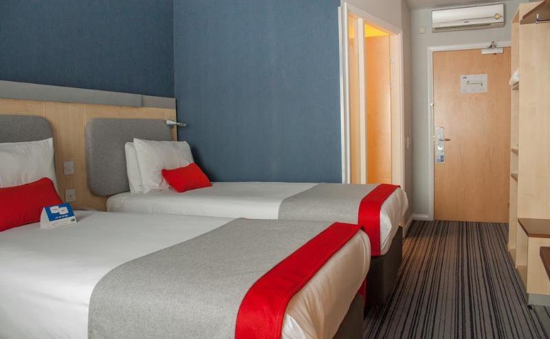 Express By Ihg 3* Виндзор